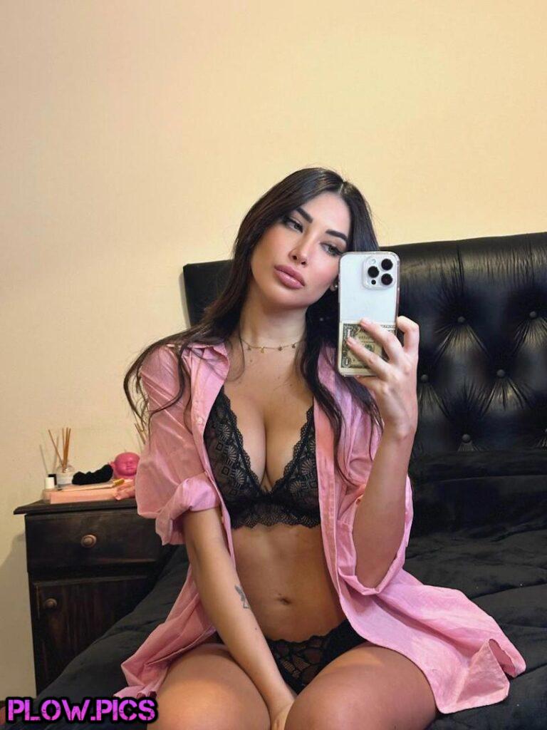Trying to hypnotize you with my tits??